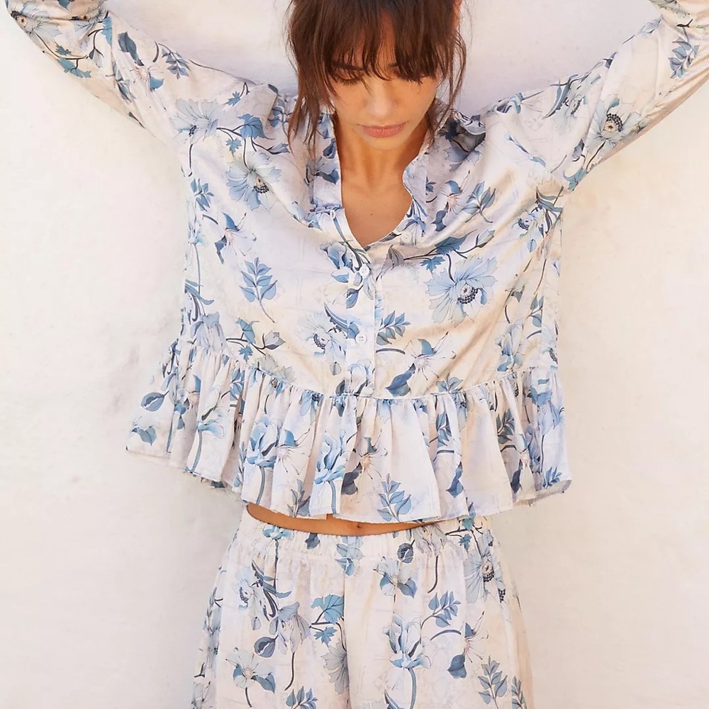 Anthropologie Livenza Petra Blue Pajama Short Set Floras, Ruffles NWT Size S - Picture 3 of 5